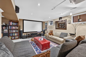  Photo 51