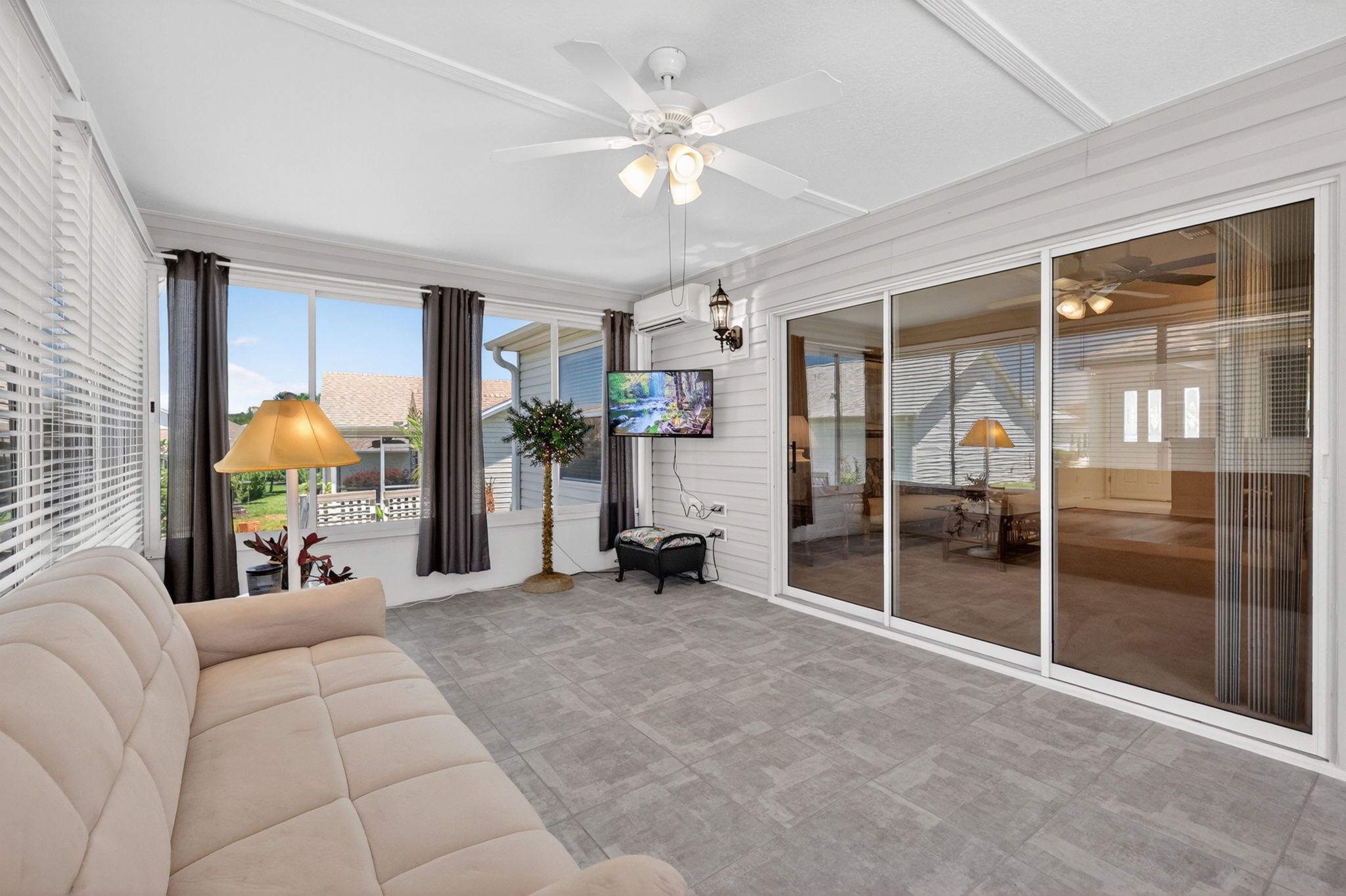 Climate-Controlled Glass-Enclosed Lanai