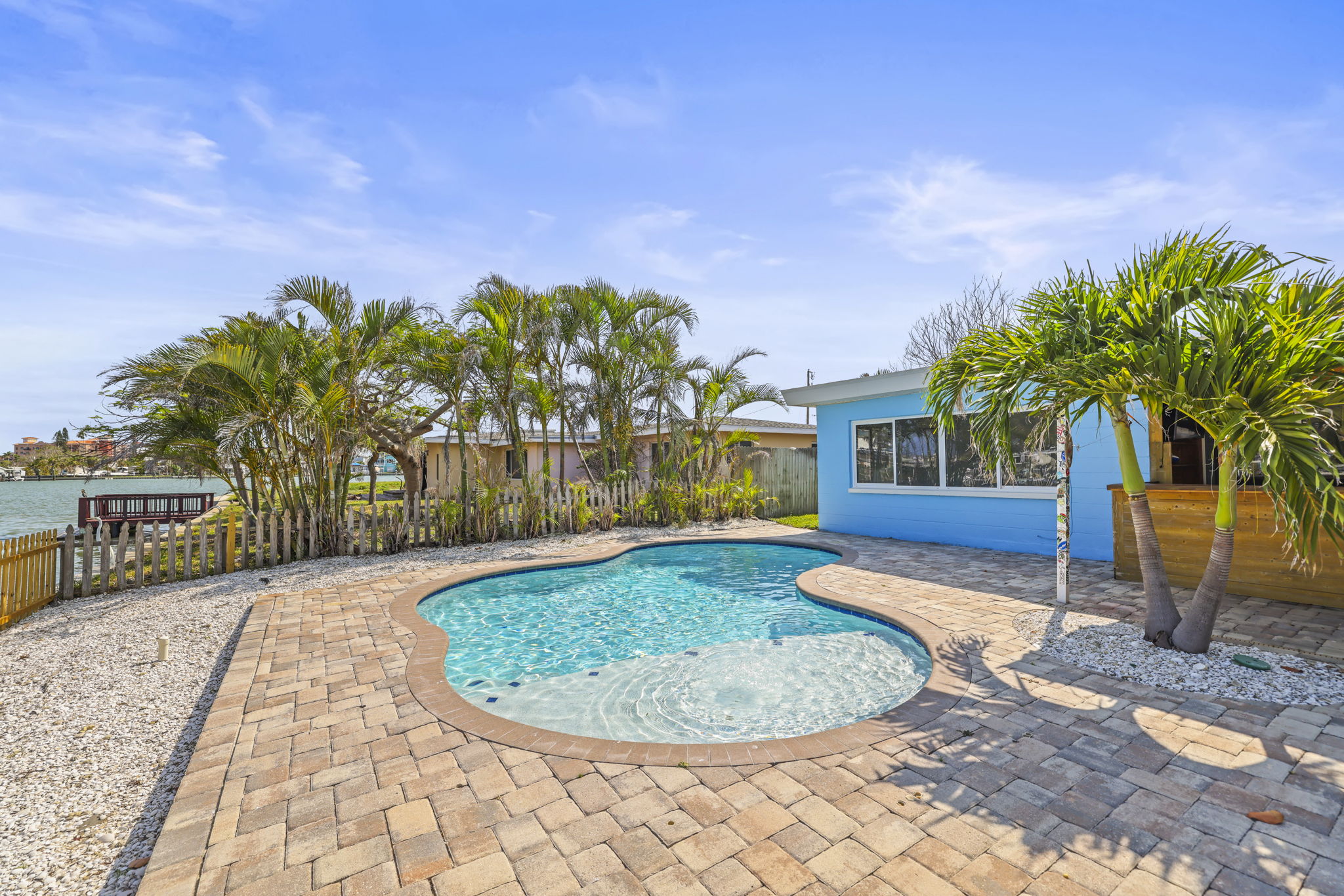 Back Pool - 495A9364