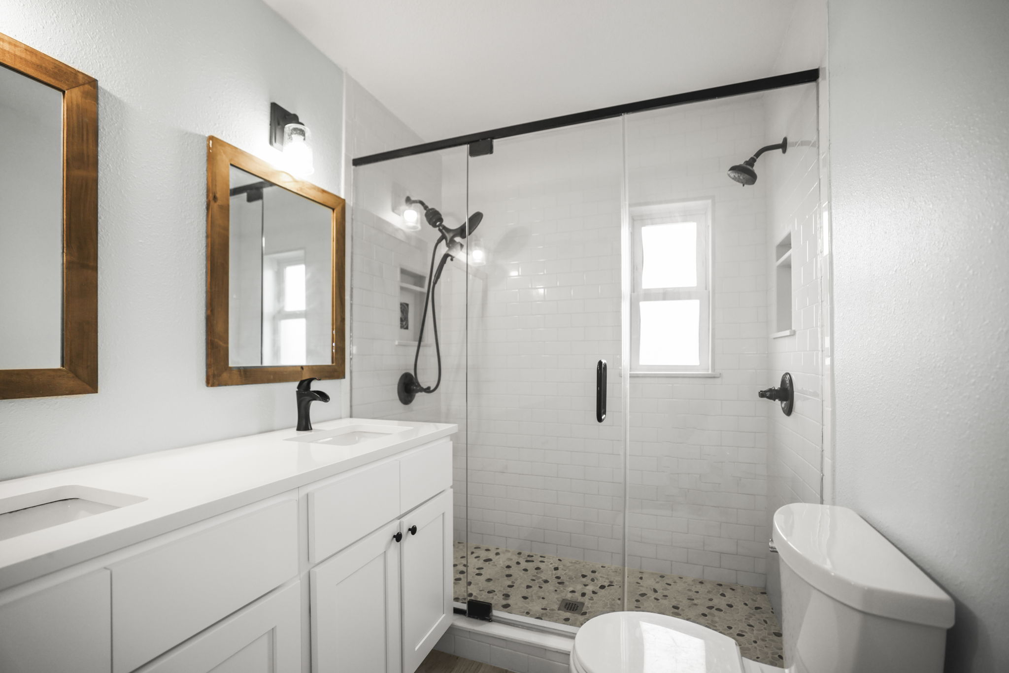 Bathroom 1 - 495A9289