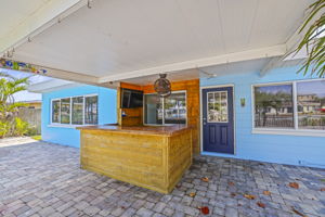 Back Bar - 495A9360
