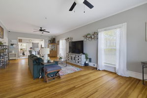 403 S 2nd Ave-15