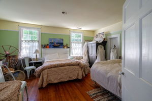  Photo 43