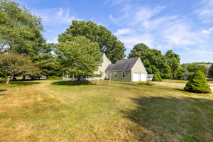 403 Shore Rd, Old Lyme, CT 06371, USA Photo 1