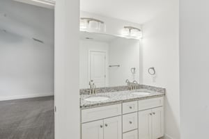 W Charlotte Ave-2105-019.jpg