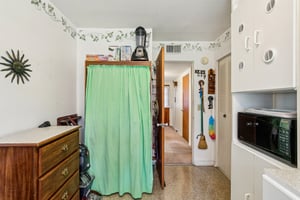 Westbrook Ave-0205-016.jpg