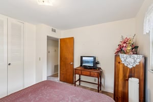 Westbrook Ave-0205-026.jpg