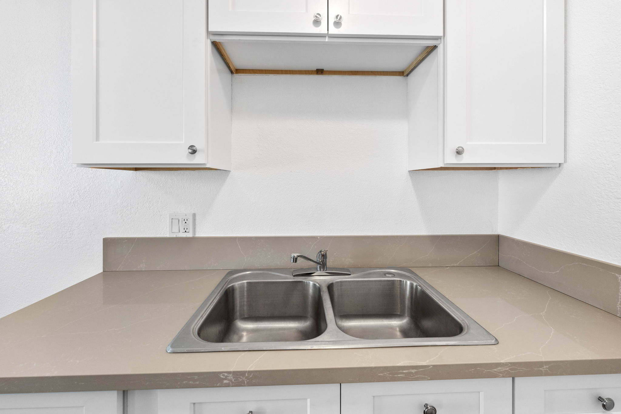 4030 38th St, San Diego, CA 92105