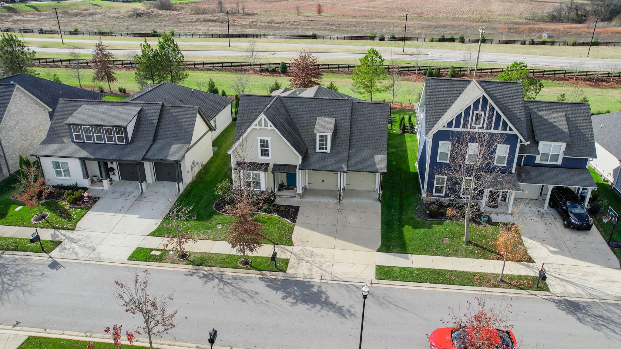 Ryecroft Lane is a quaint street that is flat, features sidewalks, and lots of community activities. Its a hotspot for Trick or Treating on Halloween!