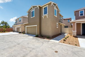 SoCal - Prado community - 40344 Via Orujo Temecula CA 92591 -002