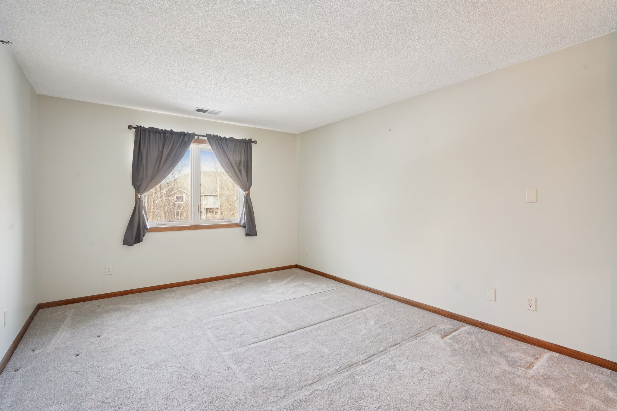 Victoria St-S0303-020.jpg