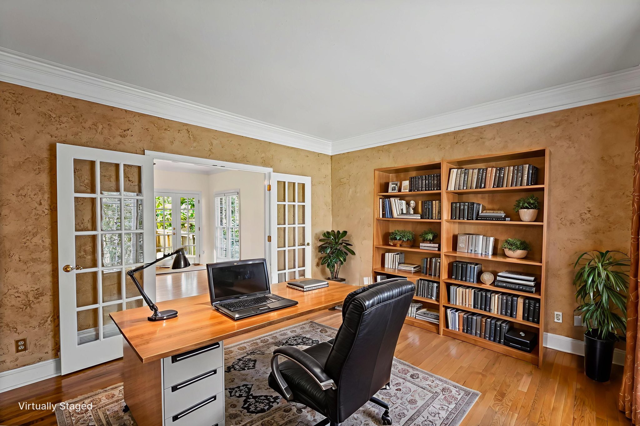 008 virtually staged.jpeg