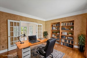 008 virtually staged.jpeg