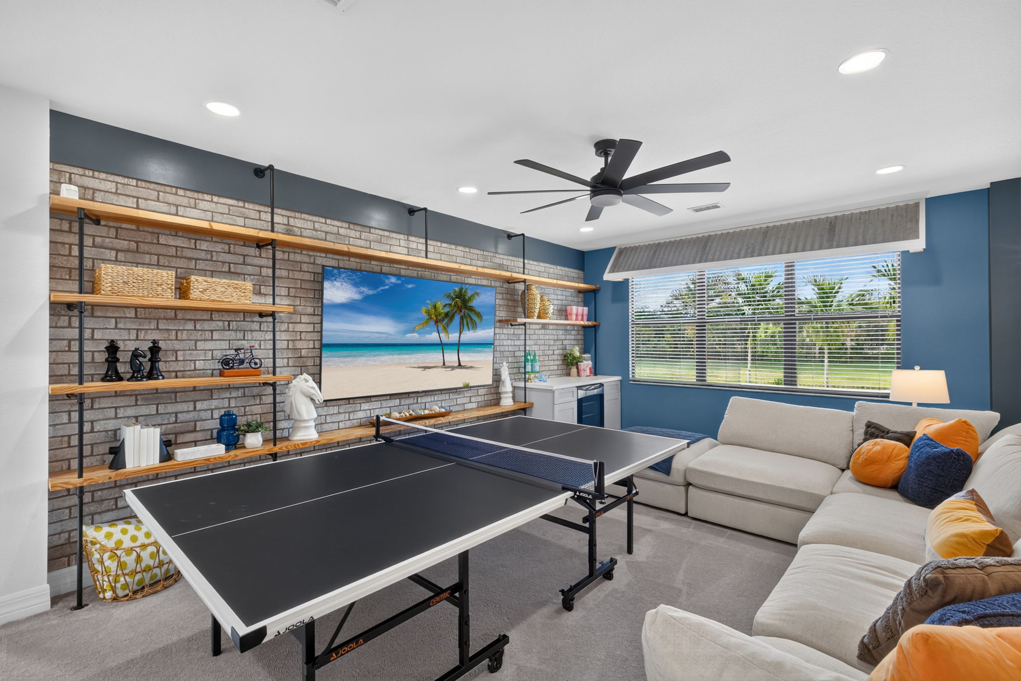 Loft 2 of 3