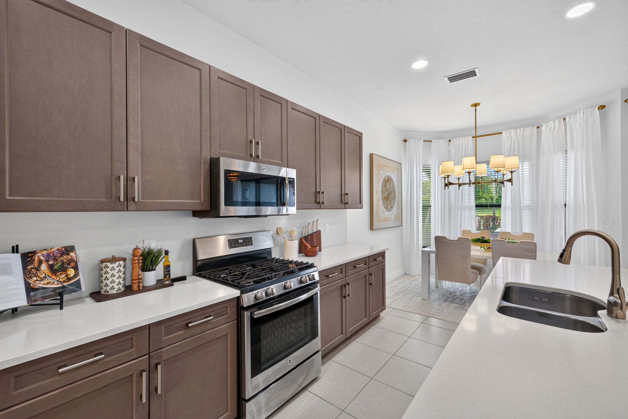 Kitchen 1 of 3