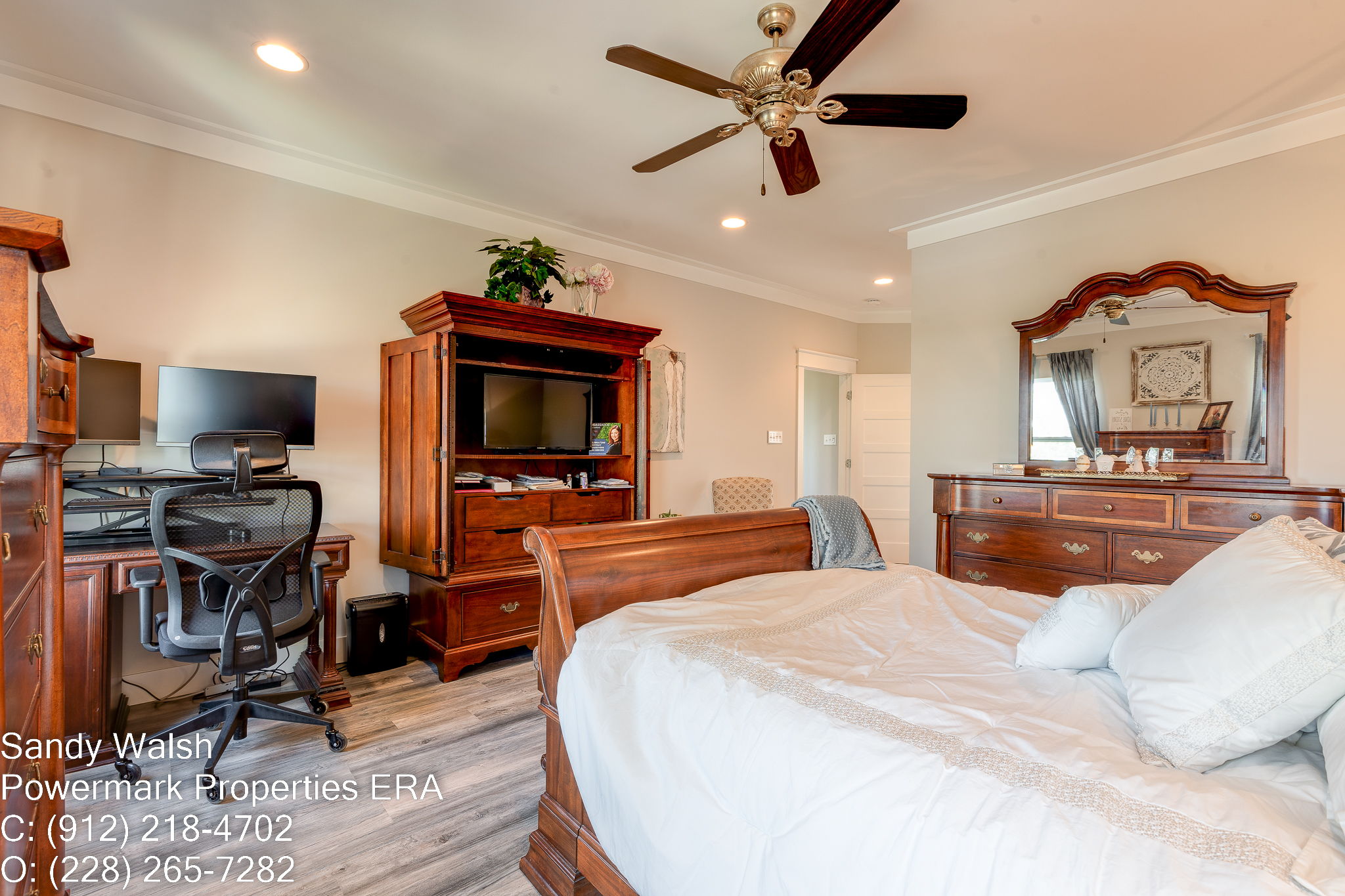 2 (14 of 19) Master Bedroom