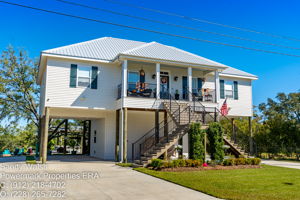 1 Exterior (2 of 4)