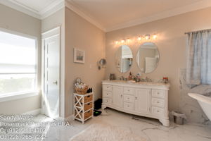 2 (15 of 19) Master Bathroom