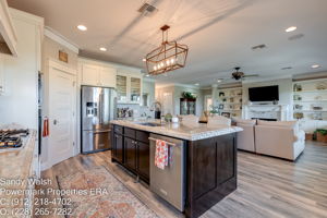 2 (9 of 19) Kitchen