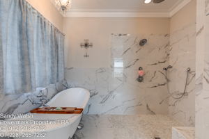 2 (17 of 19) Master Bathroom