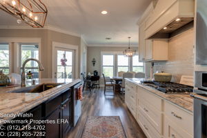 2 (11 of 19) Kitchen