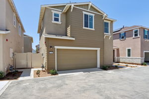 SoCal - Prado community -  40367 Via Jumara Temecula CA 92591-003