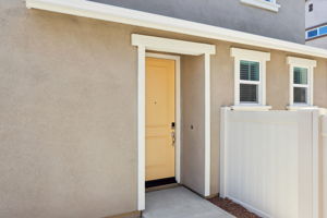 SoCal - Prado community -  40367 Via Jumara Temecula CA 92591-004