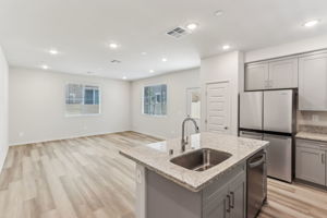 SoCal - Prado community -  40367 Via Jumara Temecula CA 92591-009