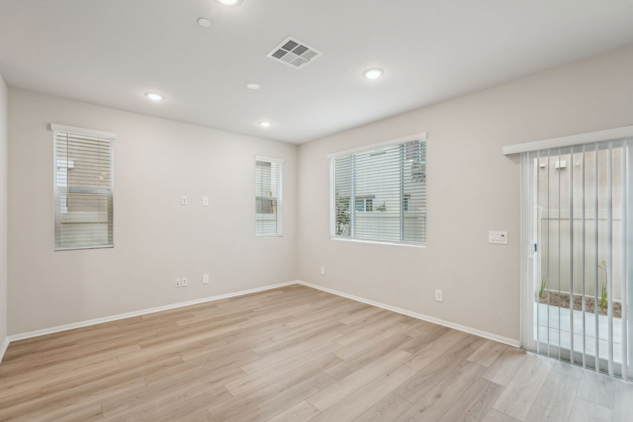 Socal - Prado Community - 40368 Via Jumara-Temecula, CA 92591-007