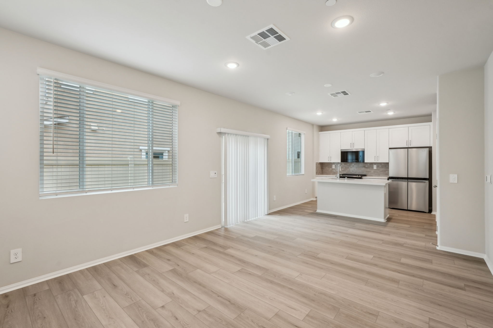 Socal - Prado Community - 40368 Via Jumara-Temecula, CA 92591-008