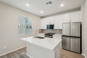 Socal - Prado Community - 40368 Via Jumara-Temecula, CA 92591-011