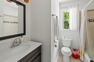  Photo 23