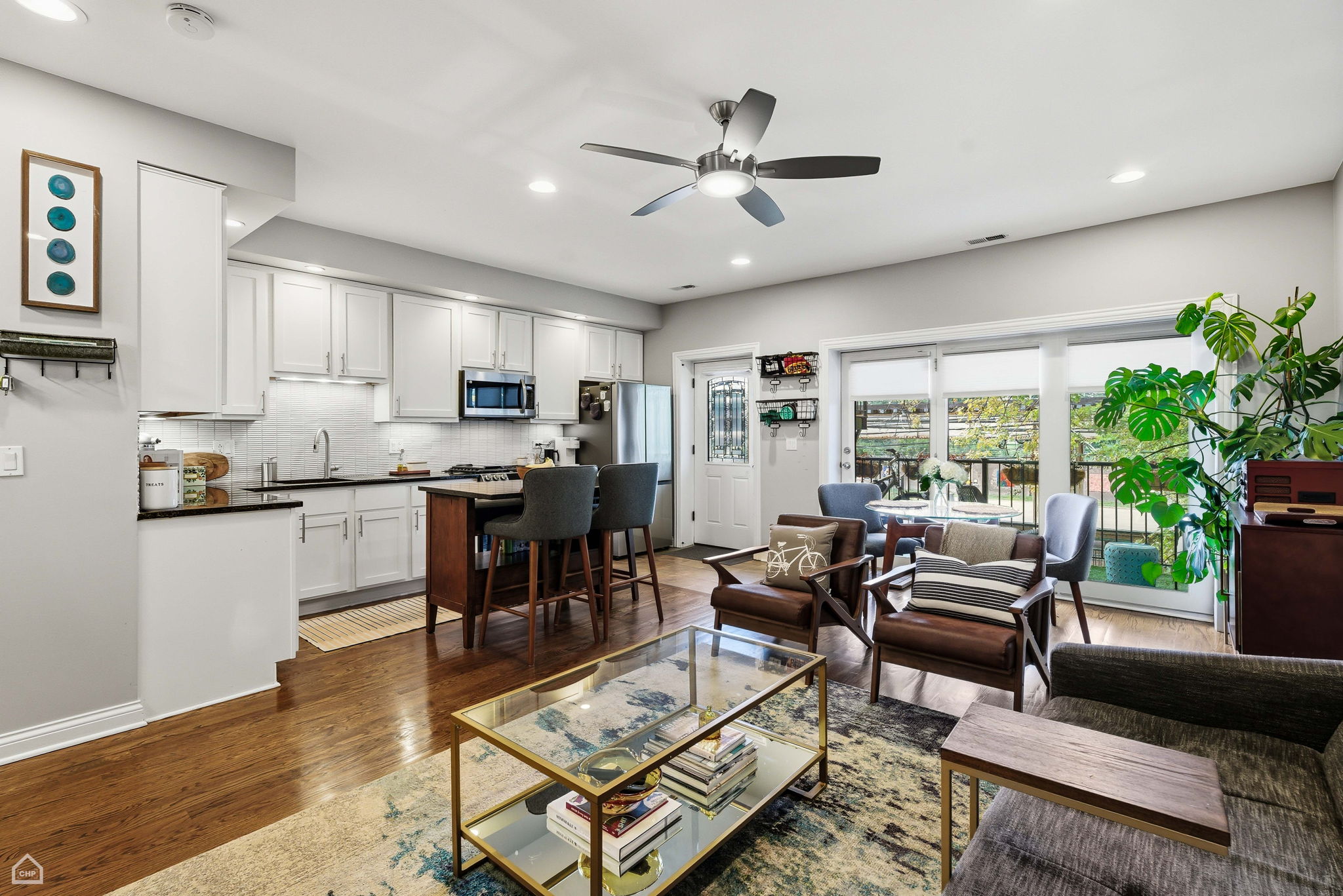 4038 N Kenmore Ave 2 - Brady Miller_CHP2025_007