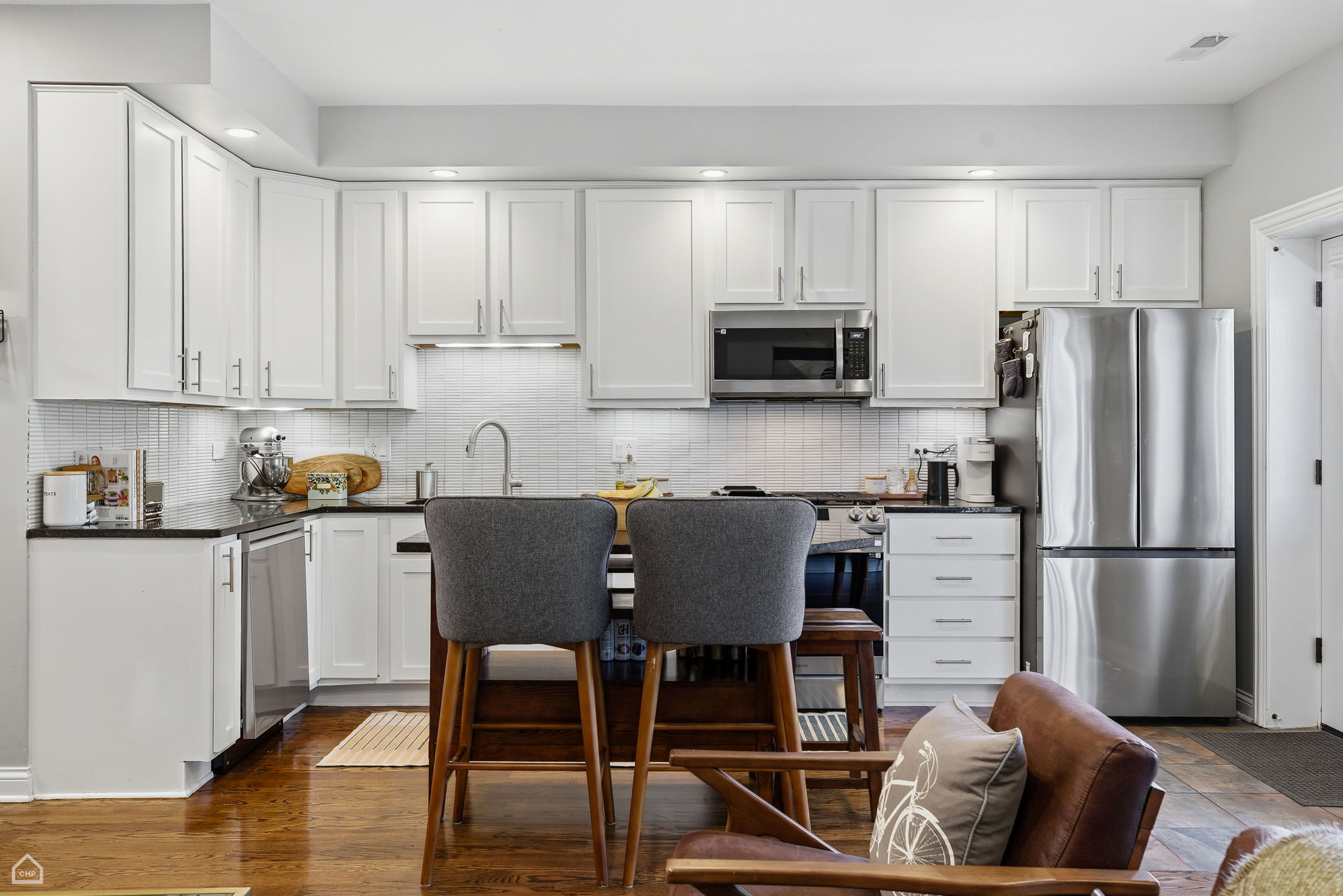 4038 N Kenmore Ave 2 - Brady Miller_CHP2025_014