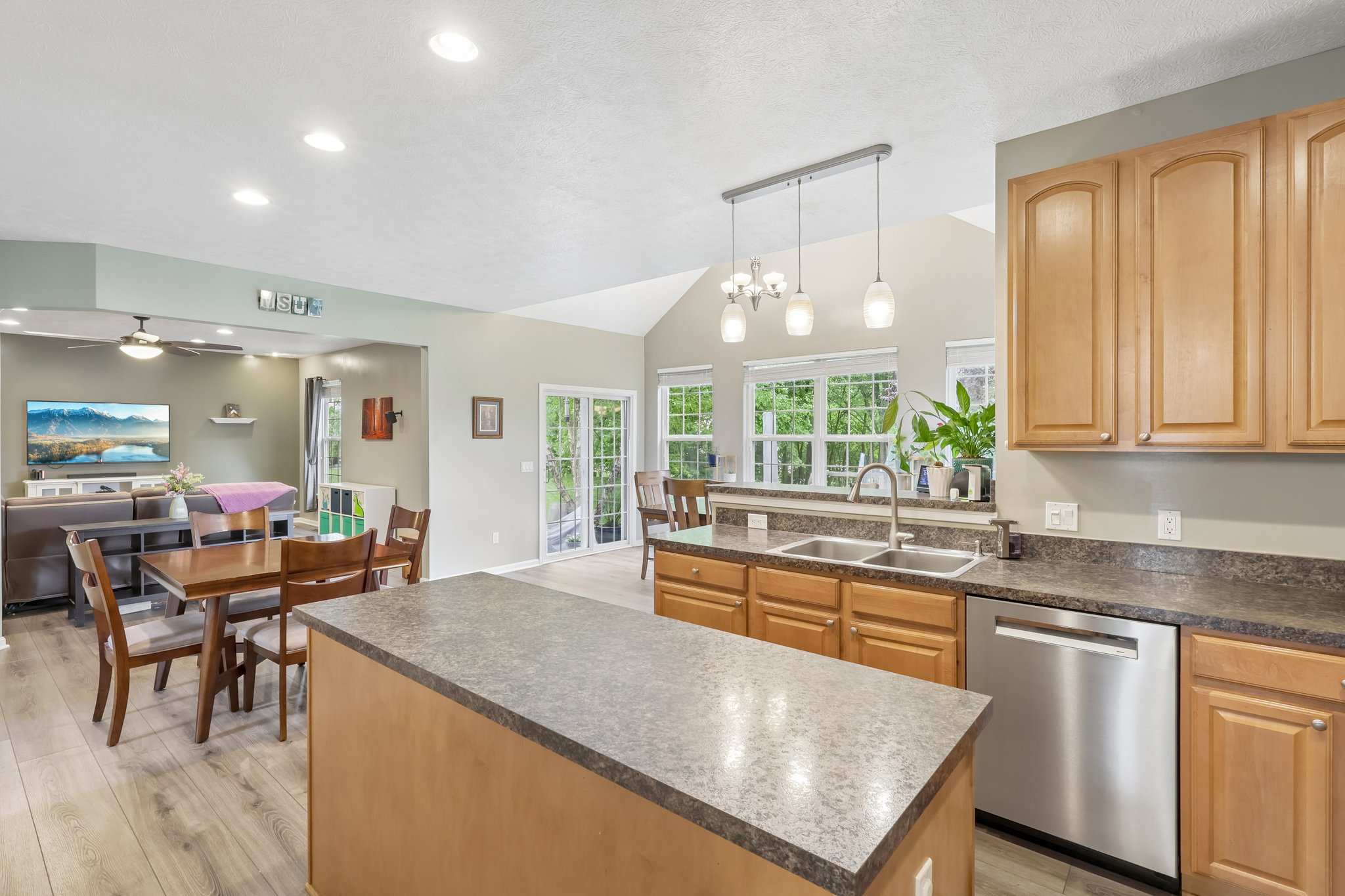 Turnberry Dr-S2805-017.jpg