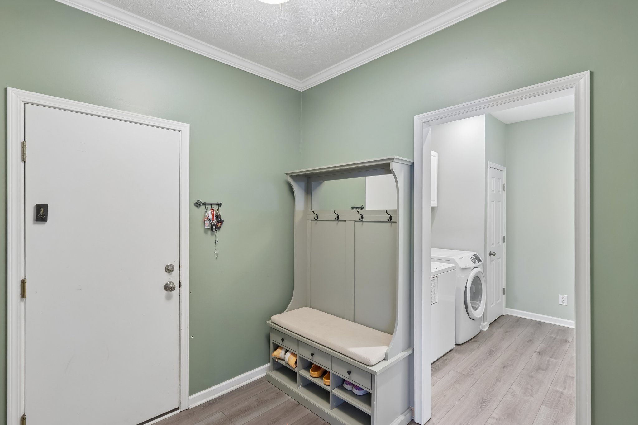 Turnberry Dr-S2805-031.jpg