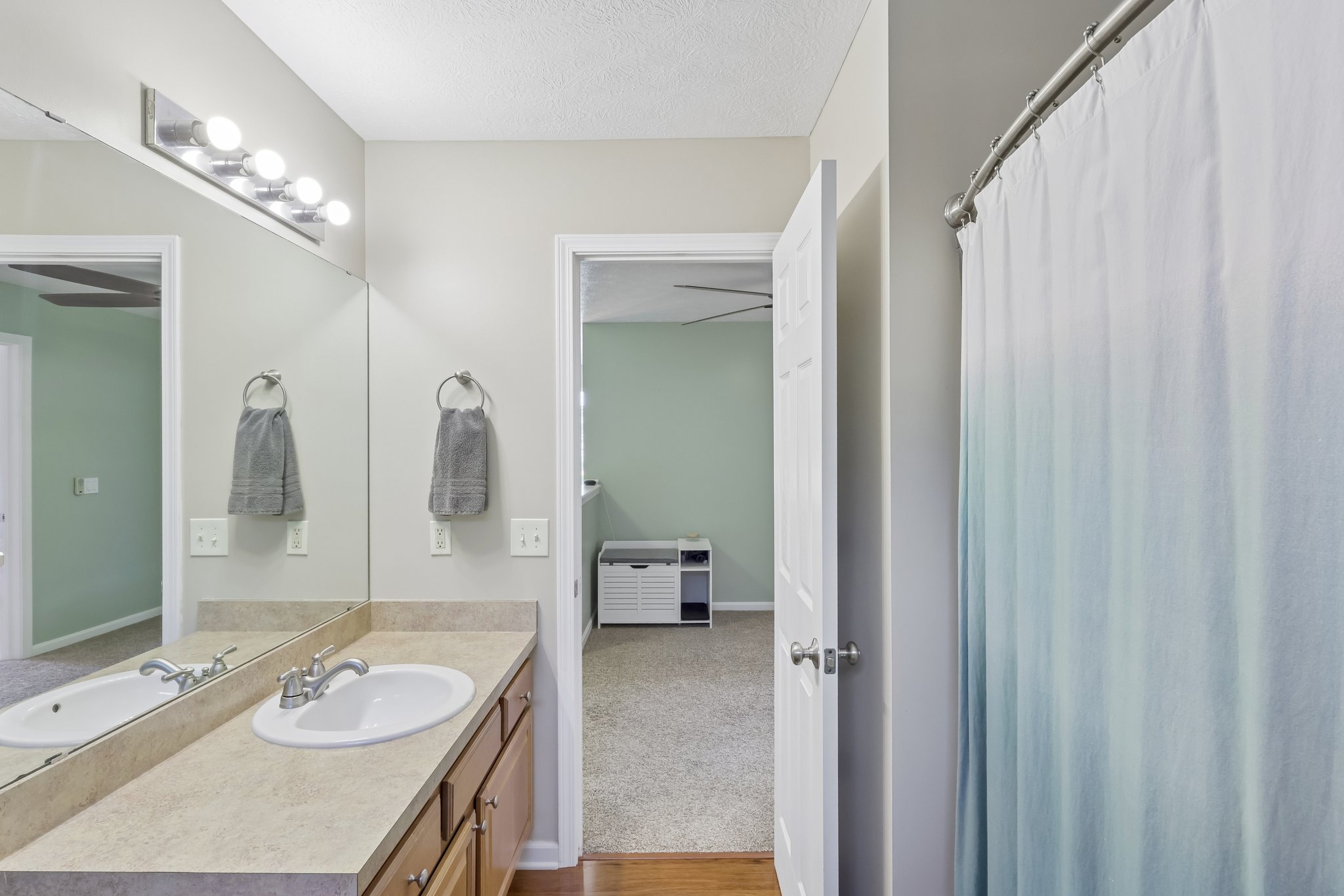 Turnberry Dr-S2805-041.jpg