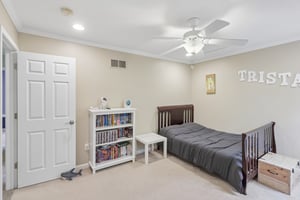 Turnberry Dr-S2805-044.jpg
