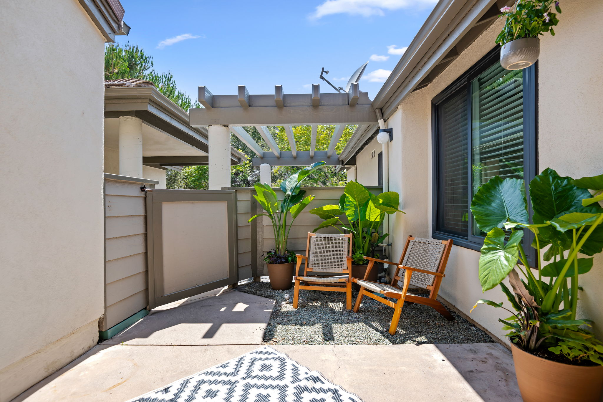 06-Front Patio