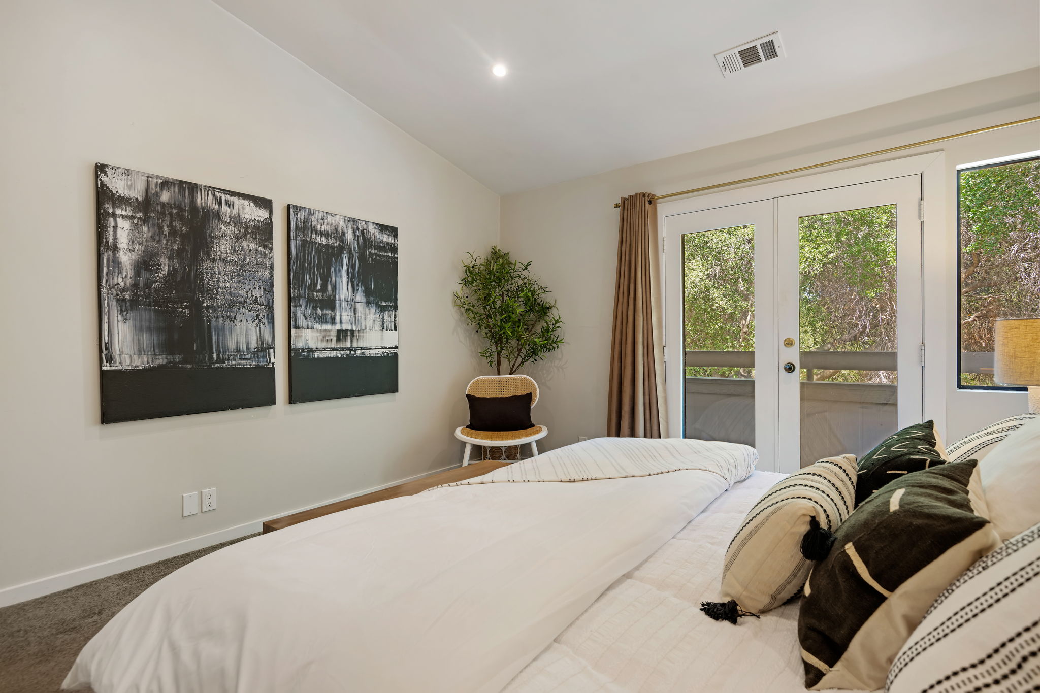 21-Primary Bedroom