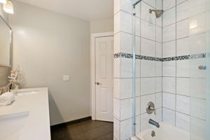 26-Bathroom 2