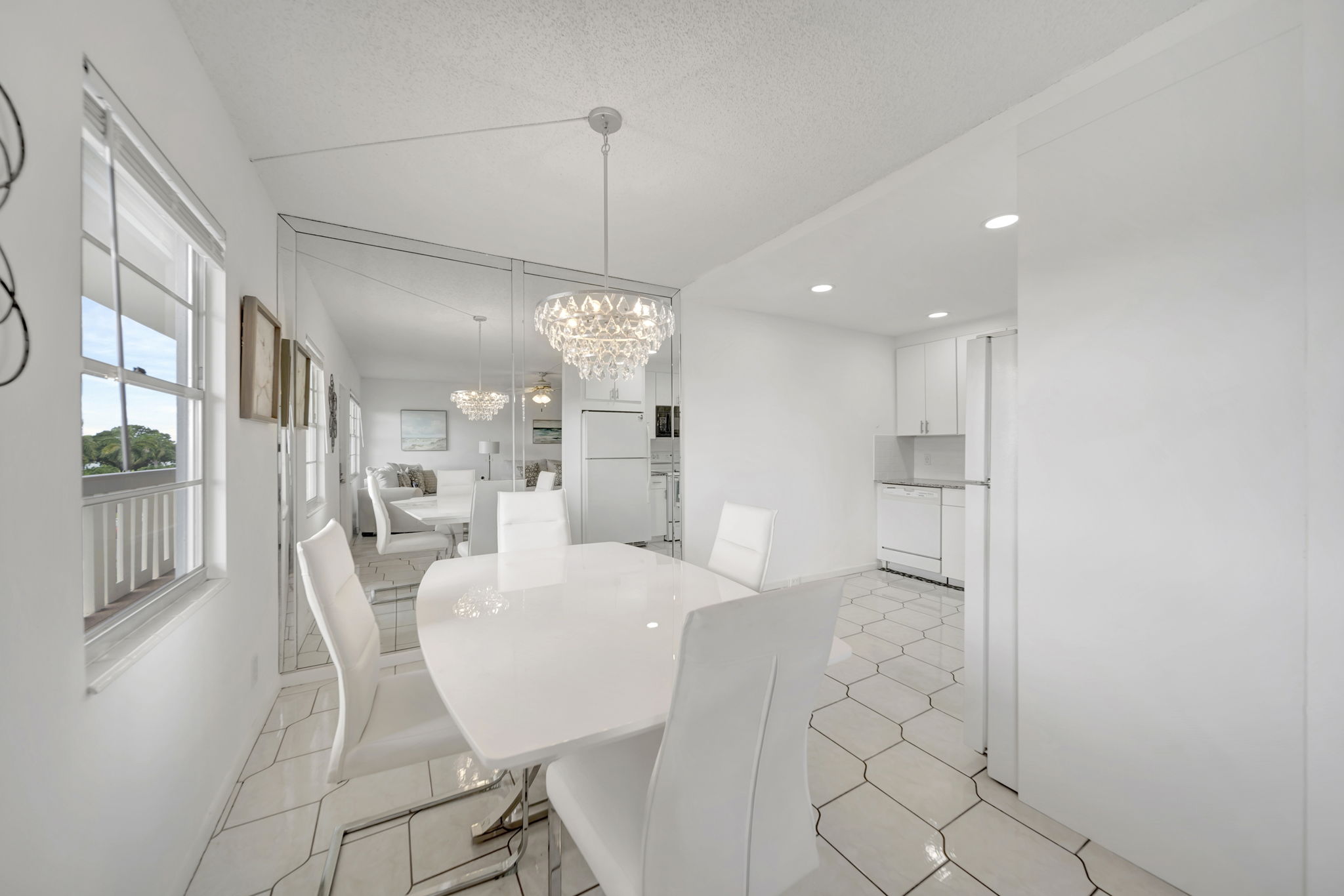 140 S Dixie Hwy 629, Hollywood, FL 33020, US Photo 6