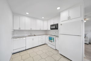 140 S Dixie Hwy 629, Hollywood, FL 33020, US Photo 9