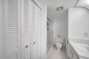 140 S Dixie Hwy 629, Hollywood, FL 33020, US Photo 27