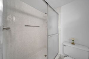 140 S Dixie Hwy 629, Hollywood, FL 33020, US Photo 29