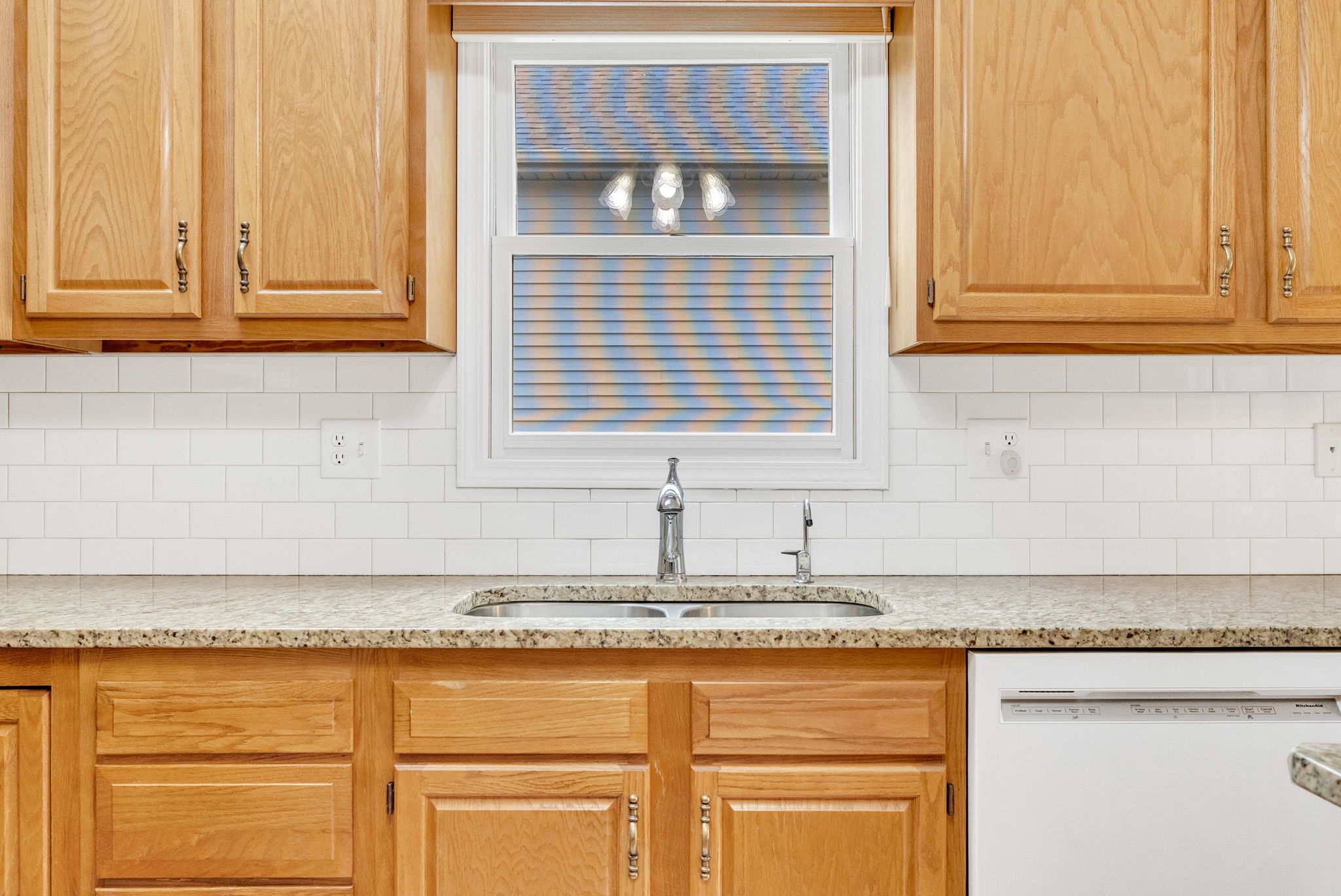 4039 Stoney Creek Dr, Fort Gratiot Township, MI 48059, USA Photo 17