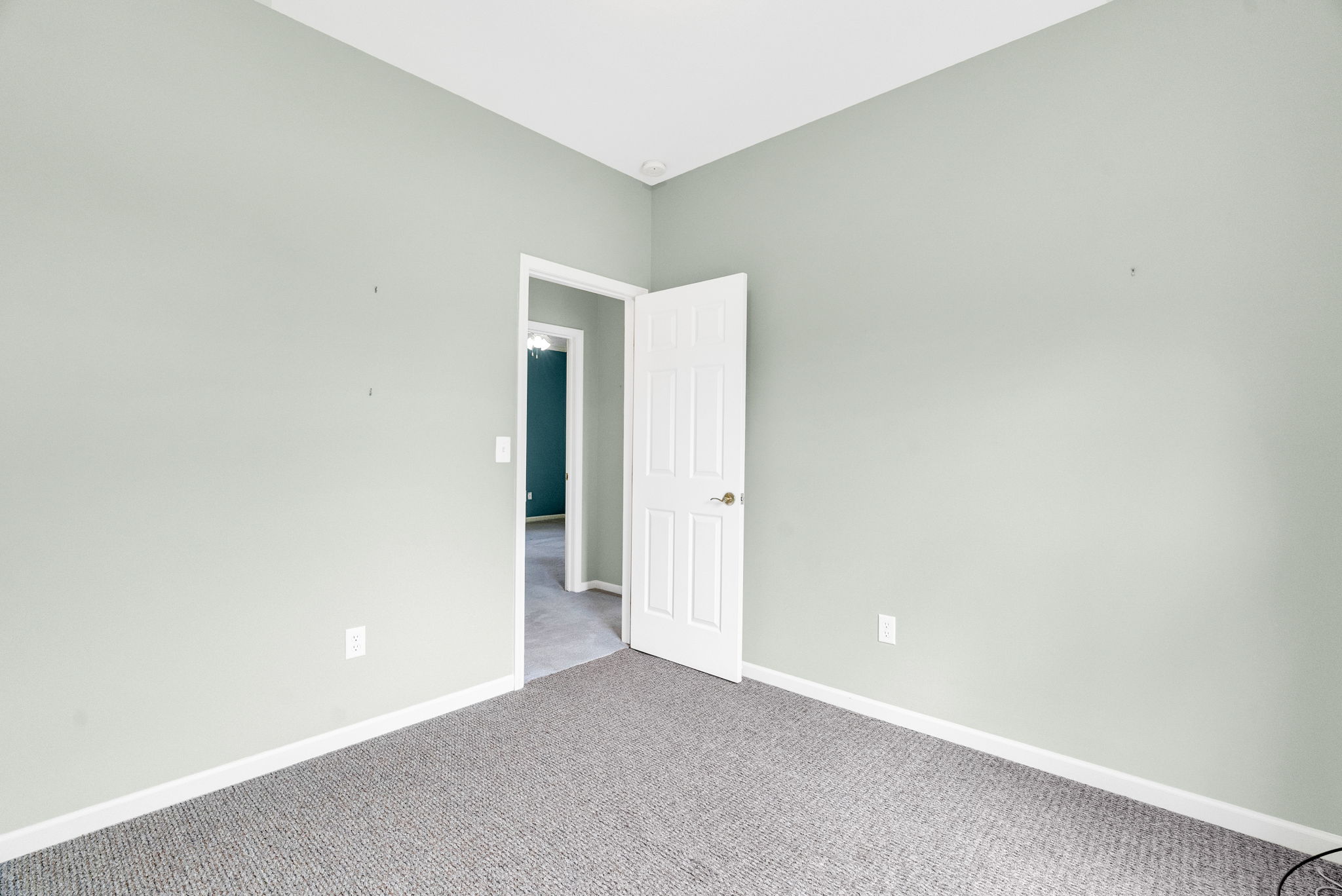 4039 Stoney Creek Dr, Fort Gratiot Township, MI 48059, USA Photo 27