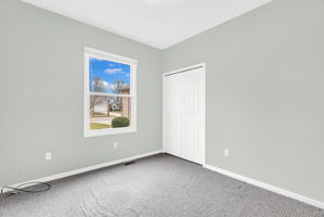 4039 Stoney Creek Dr, Fort Gratiot Township, MI 48059, USA Photo 25