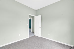 4039 Stoney Creek Dr, Fort Gratiot Township, MI 48059, USA Photo 26