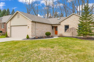 4039 Stoney Creek Dr, Fort Gratiot Township, MI 48059, USA Photo 2